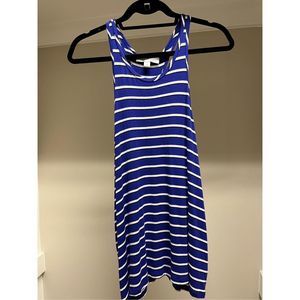 Amour Vert Women's Crew Neck Stripped Blue & White Racerback Tank Top Size M